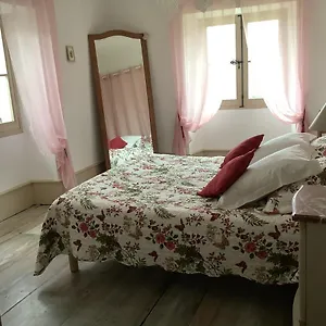 Bed and breakfast Chateau De