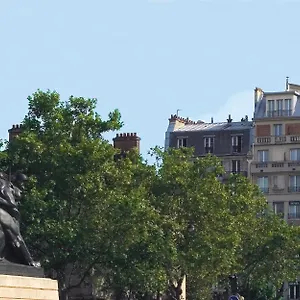 Du Lion 2* París